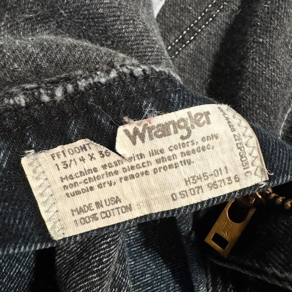 Wrangler description jeans